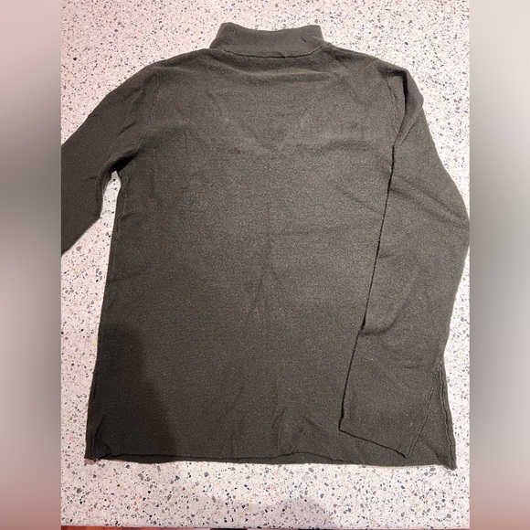 Aritzia | Babaton Mock Neck Cut-Out Sweater in Forest Green - Size Small - Picture 3 of 3